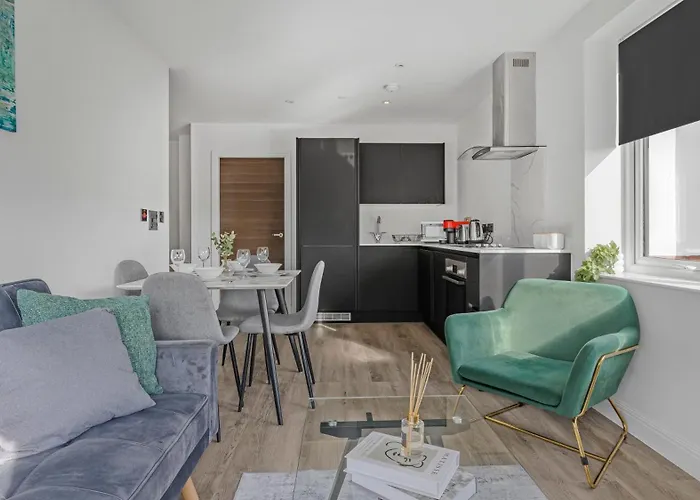 Cosy Luxury 2 Bedroom Apartment Near Nec & Birmingham Airport